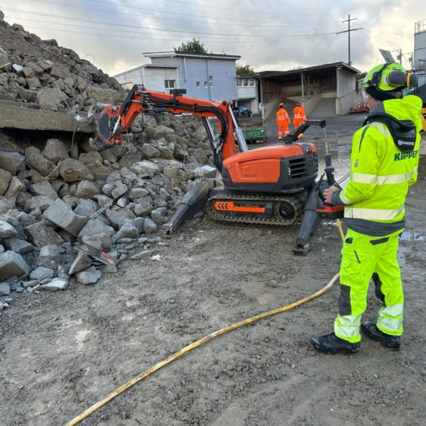 20251031_145801000_iOS 4