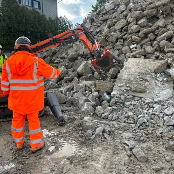 20251031_145801000_iOS 5