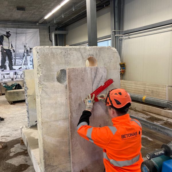 20260323_105621000_iOS